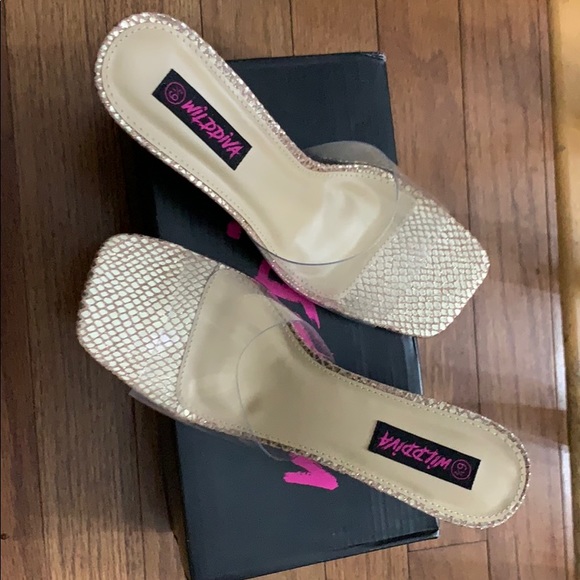 Kitten (short heels) heels - Picture 2 of 7